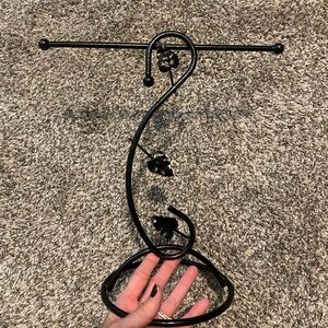 Black Metal Jewelry Stand